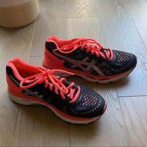 {ASICS} 🔷 pink running shoes